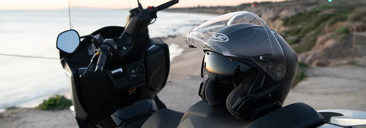 Casque jet